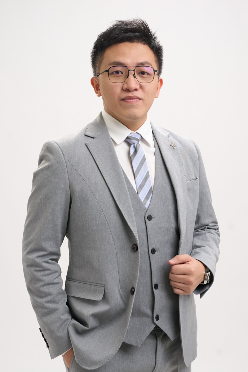 Kelvin Khoo